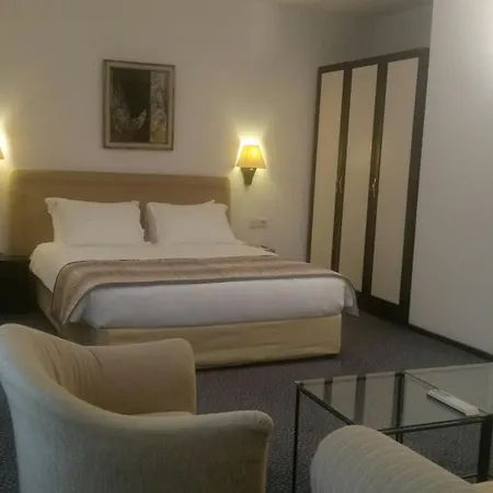 호텔 King Guvenlik