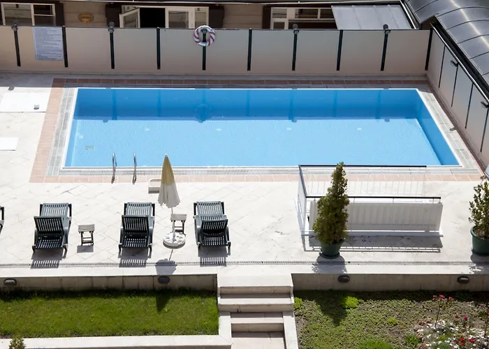 King Guvenlik Hotell